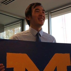 Meet your Posher, Simon